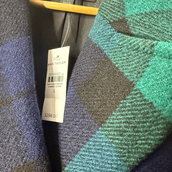 Ann Taylor Teal and Navy Plaid Coat - Picture 4 of 6